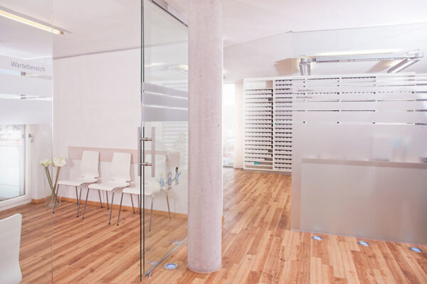 DR. WANURA | FREIBURG